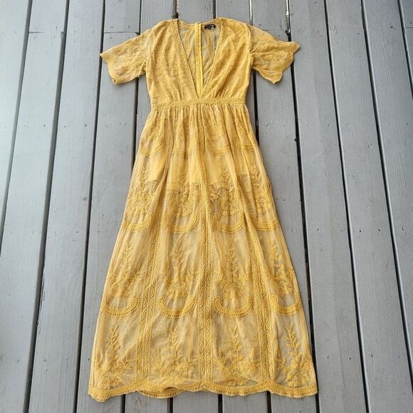 Fashion Nova Dresses & Skirts - Fashion Nova Maxi Dress Sheer Lace Floral Print Flutter Sleeve Back Zip Yellow M